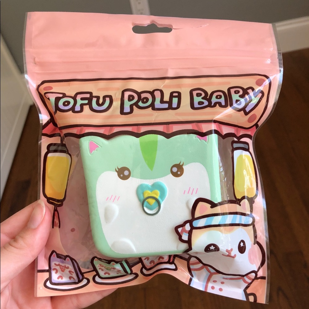⚡️Tofu Poli Baby Squishy by Popular⚡️